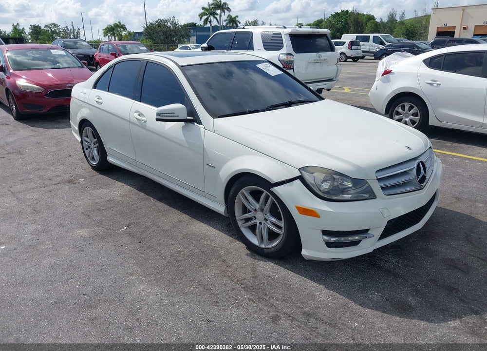 2012 MERCEDES-BENZ C CLASS VIN: WDDGF4HB3CA638628