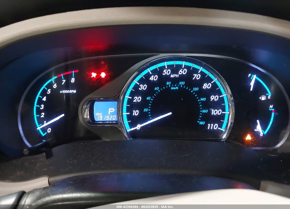 2013 TOYOTA SIENNA XLE V6 8 PASSENGER VIN: 5TDYK3DCXDS313143