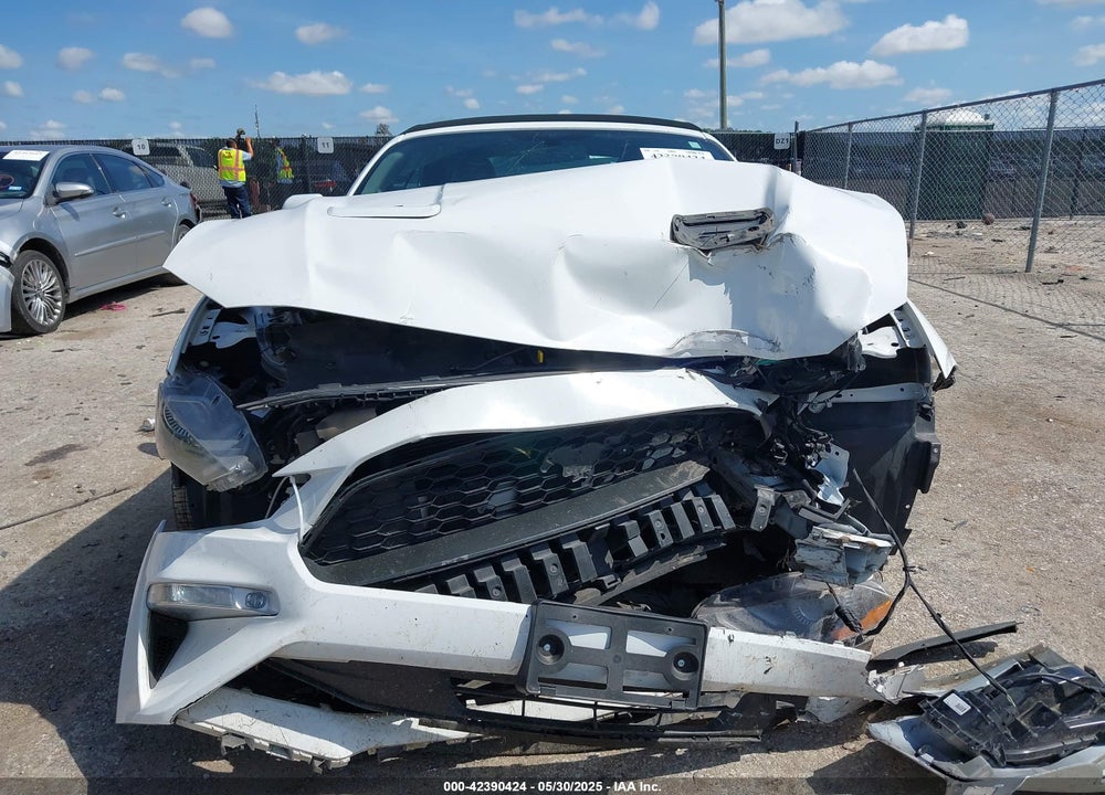 2018 FORD MUSTANG VIN: 1FATP8UH3J5166286