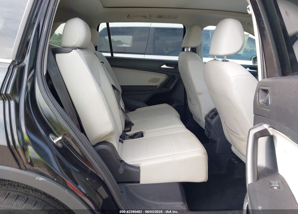 2021 VOLKSWAGEN TIGUAN VIN: 3VV2B7AX0MM088138