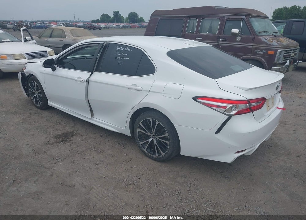 2020 TOYOTA CAMRY SE VIN: 4T1G11AK9LU930831