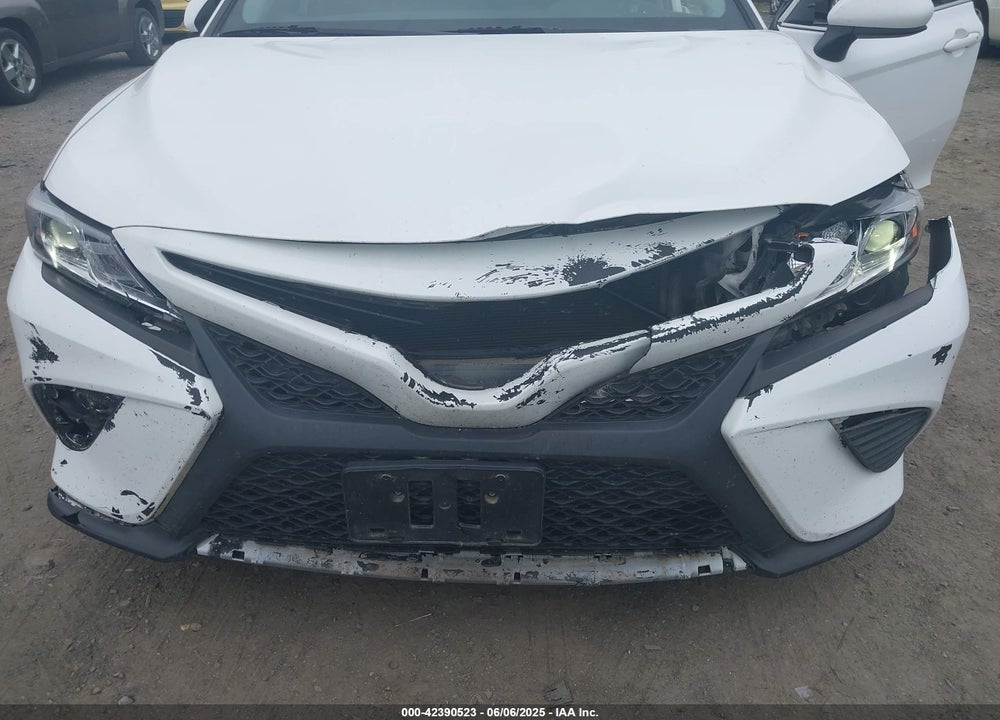 2020 TOYOTA CAMRY SE VIN: 4T1G11AK9LU930831
