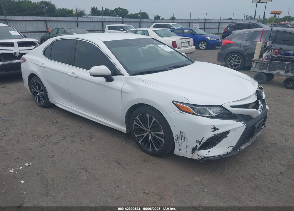 2020 TOYOTA CAMRY SE VIN: 4T1G11AK9LU930831