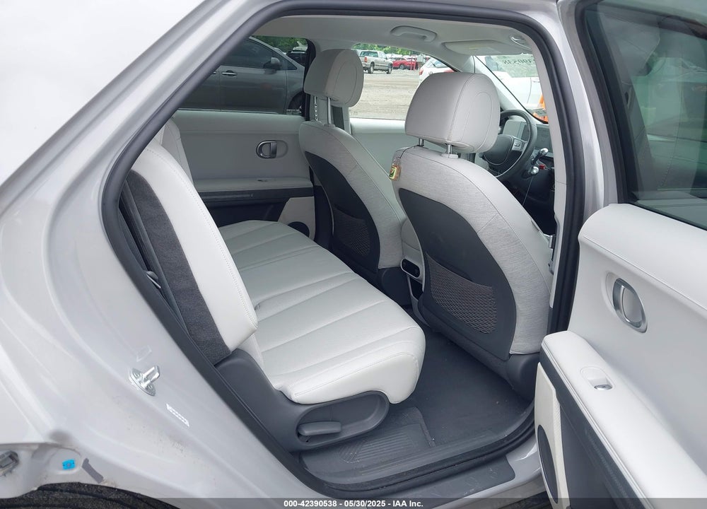 2022 HYUNDAI IONIQ 5 SEL VIN: KM8KNDAF0NU055189