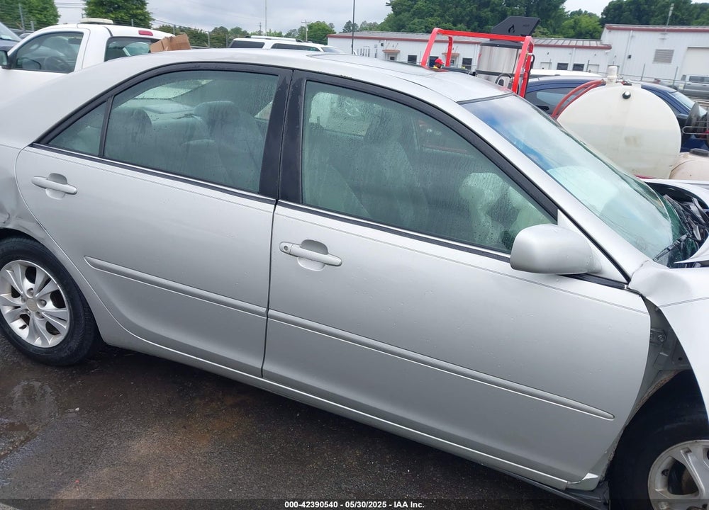 2004 TOYOTA CAMRY LE V6 VIN: 4T1BF32K24U070150
