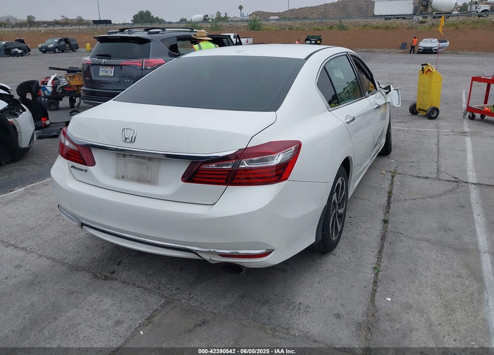 2016 HONDA ACCORD VIN: 1HGCR2F71GA208798