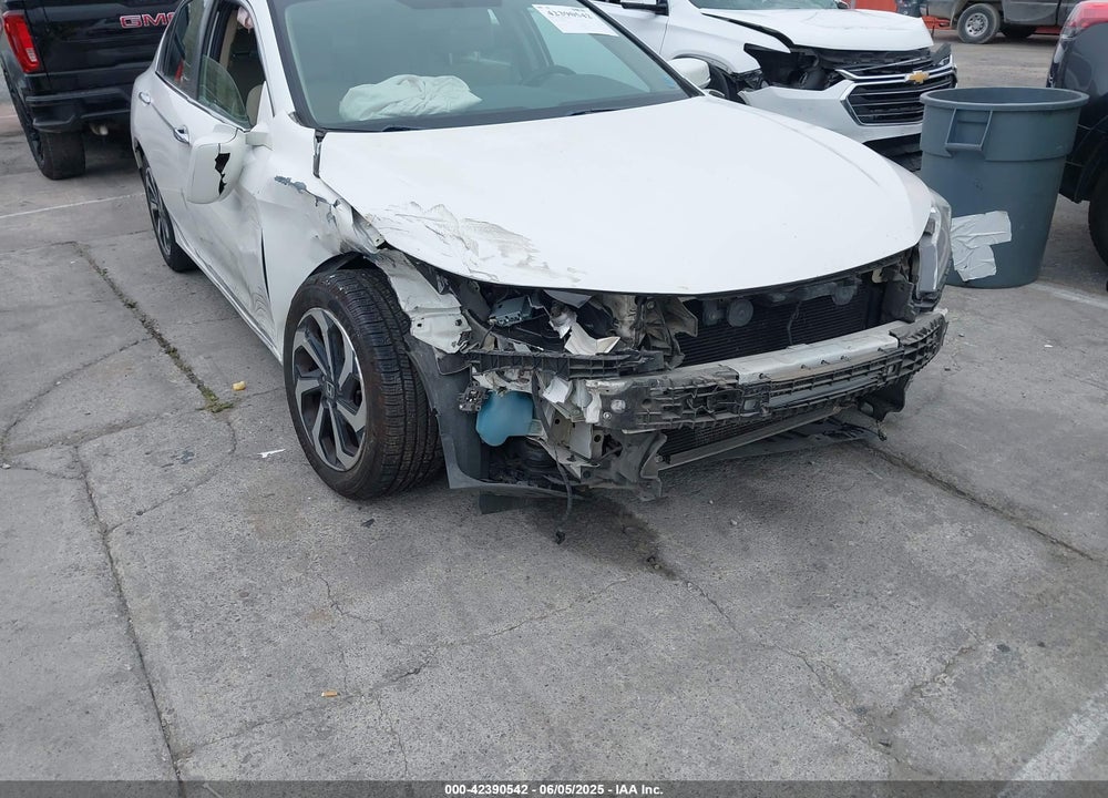 2016 HONDA ACCORD VIN: 1HGCR2F71GA208798