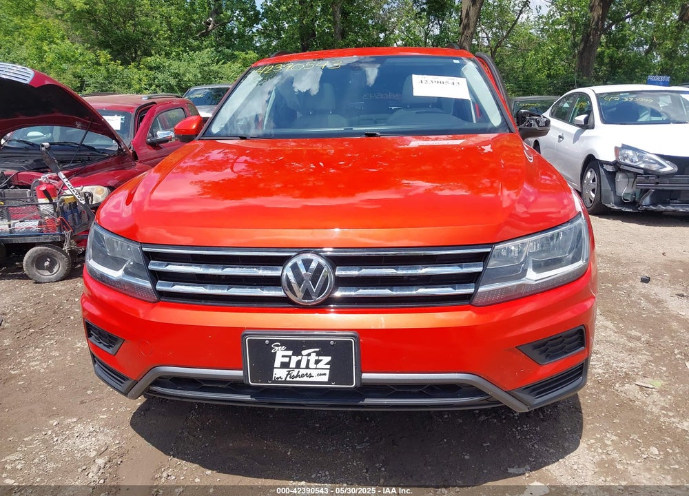 2019 VOLKSWAGEN TIGUAN VIN: 3VV2B7AX8KM165738