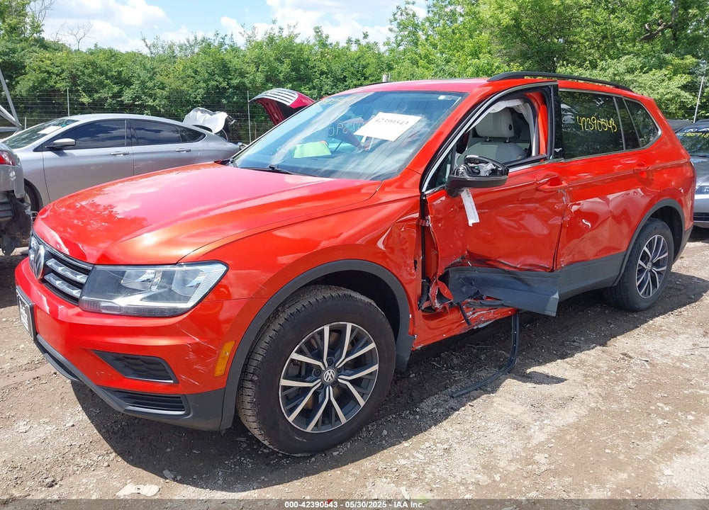 2019 VOLKSWAGEN TIGUAN VIN: 3VV2B7AX8KM165738