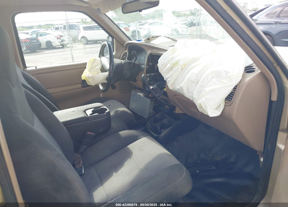 2000 FORD RANGER XL/XLT VIN: 1FTYR10V6YPA76092