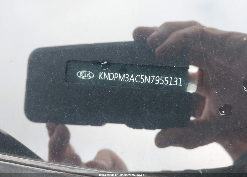 2022 KIA SPORTAGE VIN: KNDPM3AC5N7955131