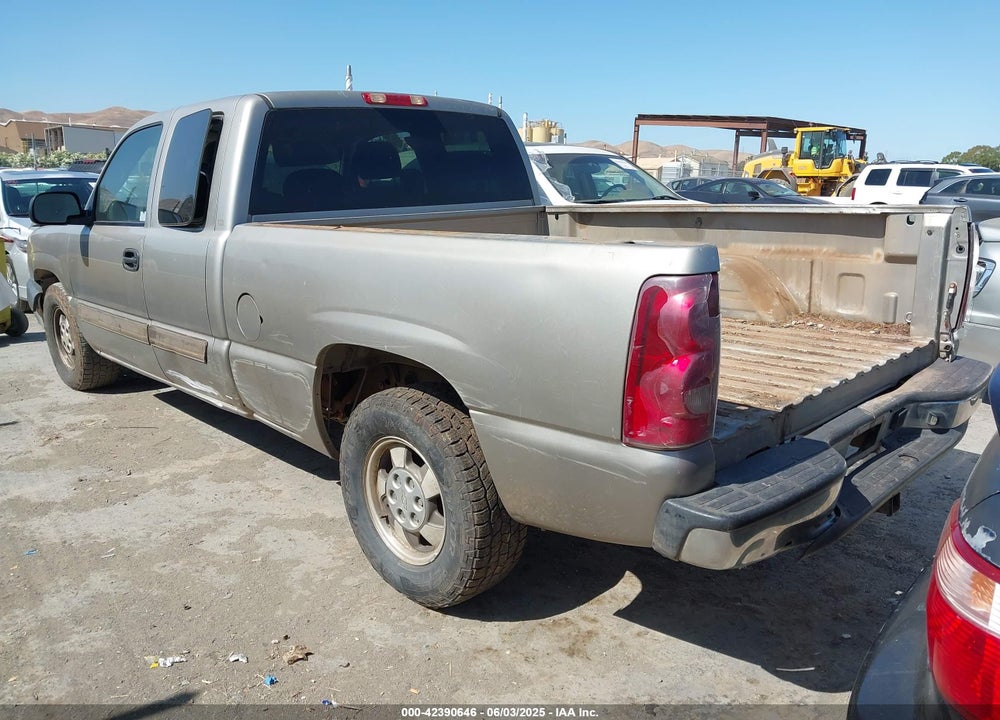 2003 CHEVROLET SILVERADO 1500 LS VIN: 2GCEC19VX31237699