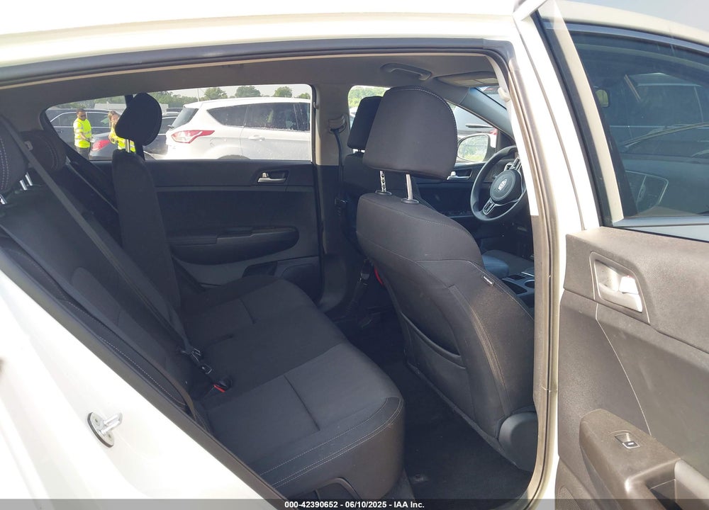 2019 KIA SPORTAGE VIN: KNDPMCAC8K7591671