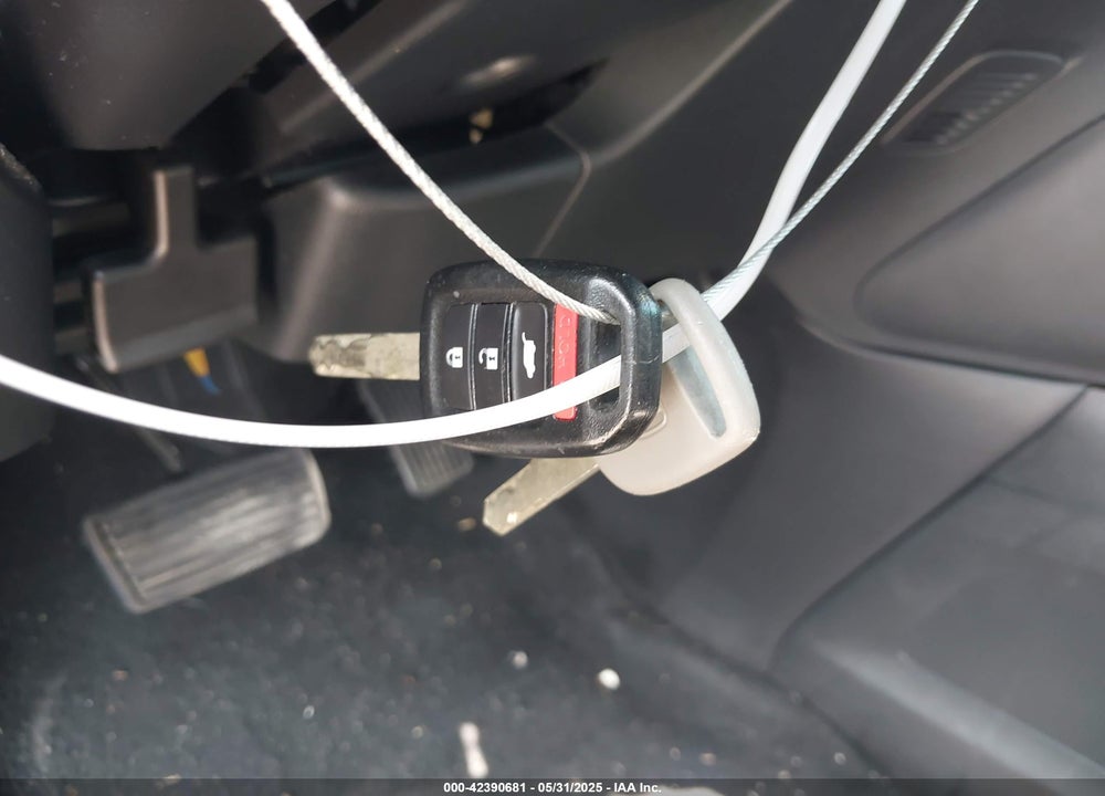 2016 HONDA CR-V VIN: 2HKRM4H31GH638837