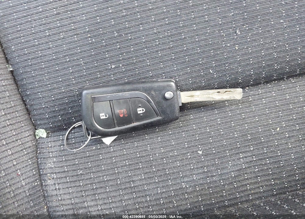 2018 TOYOTA C-HR VIN: JTNKHMBX7J1009692