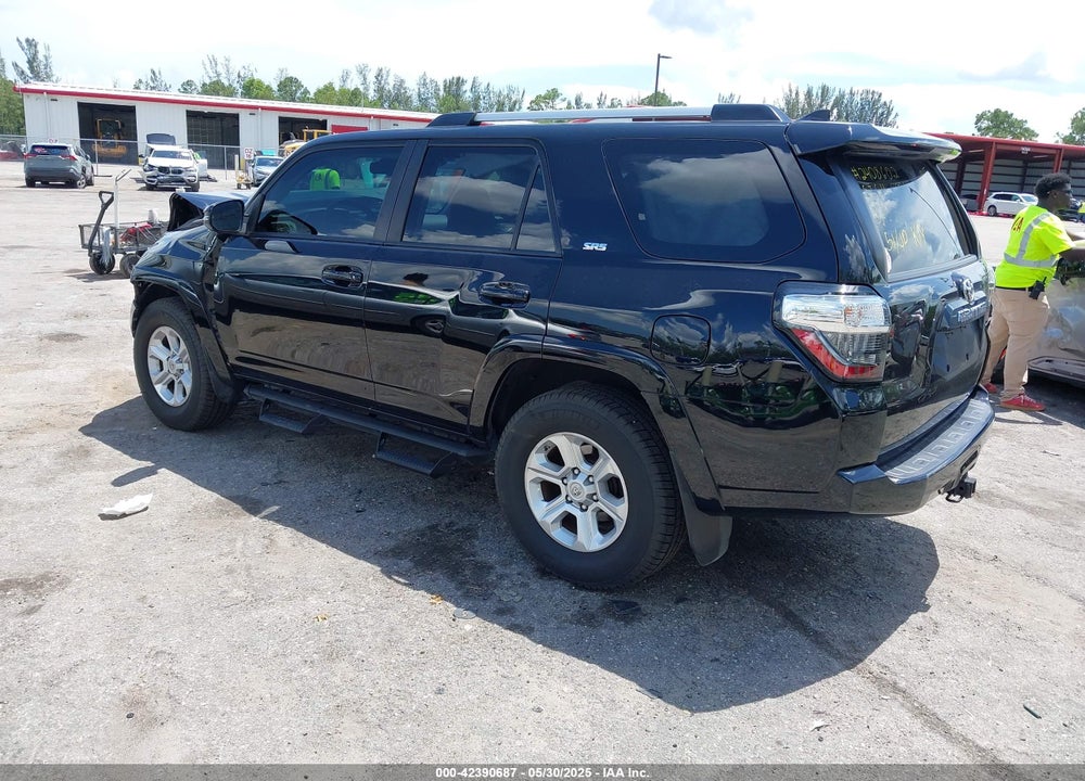 2021 TOYOTA 4RUNNER SR5 PREMIUM VIN: JTEFU5JR7M5239221