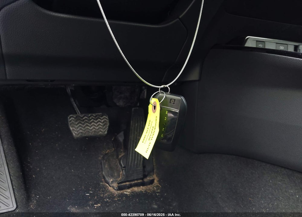 2024 TOYOTA PRIUS VIN: JTDACAAU8R3030619