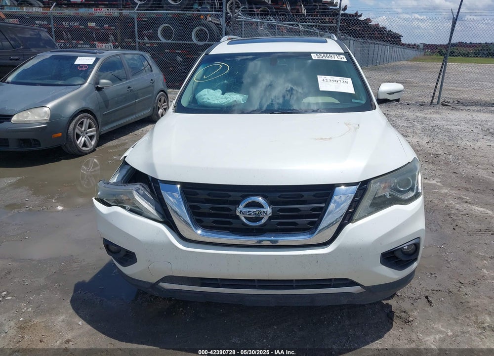 2017 NISSAN PATHFINDER VIN: 5N1DR2MN1HC608026