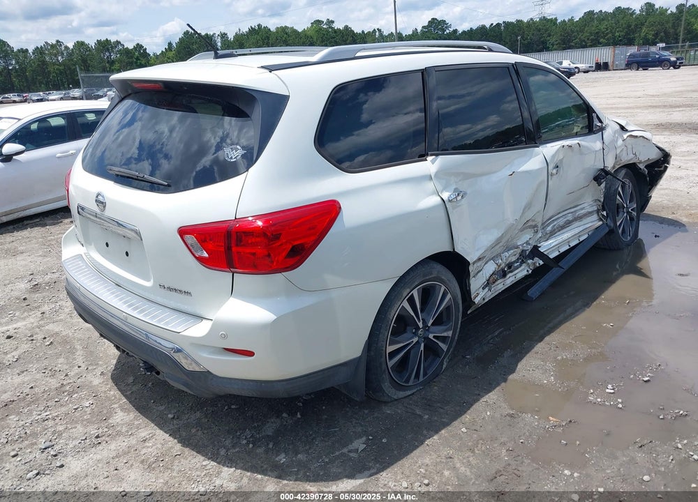2017 NISSAN PATHFINDER VIN: 5N1DR2MN1HC608026