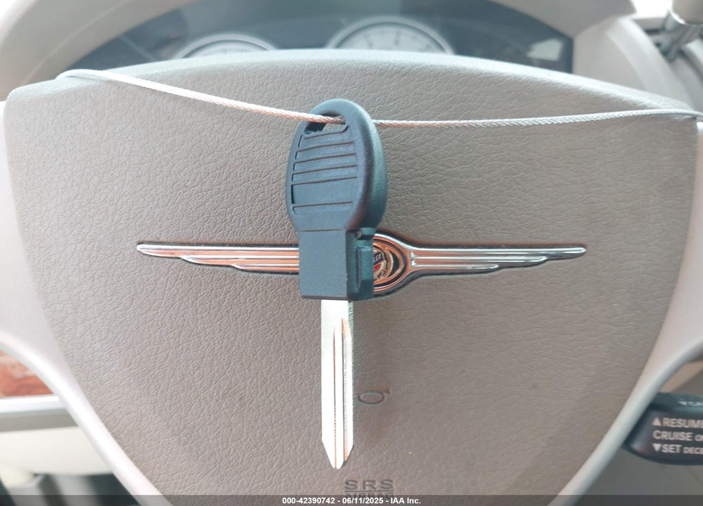 2008 CHRYSLER TOWN & COUNTRY TOURING VIN: 2A8HR54P08R779701