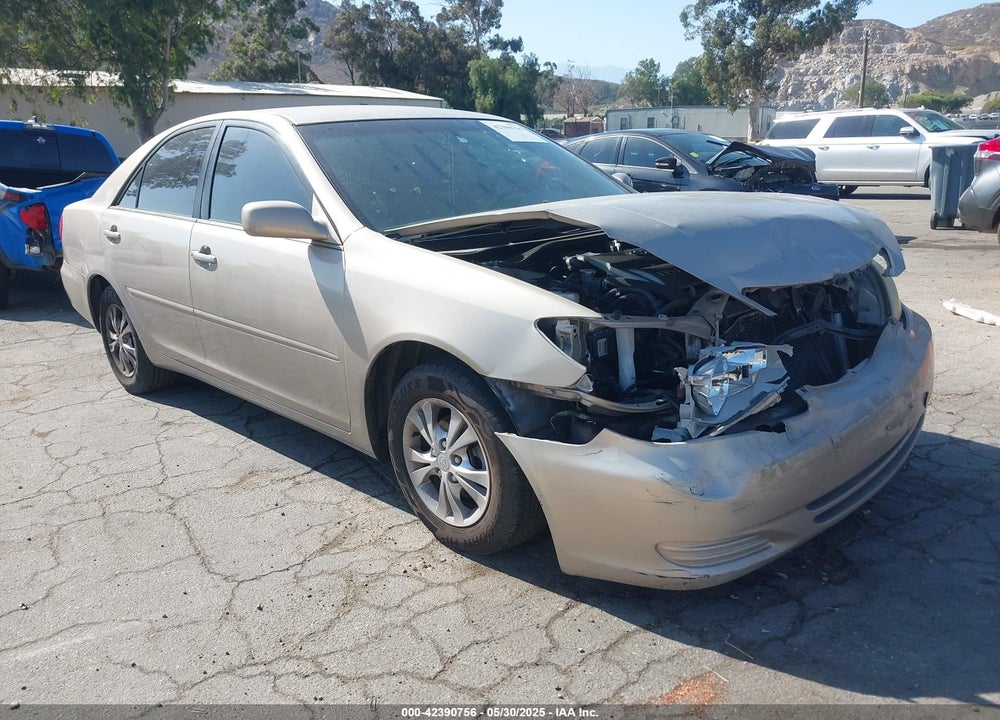 2004 TOYOTA CAMRY LE V6 VIN: 4T1BF32KX4U586093