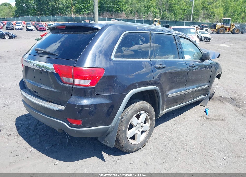 2011 JEEP GRAND CHEROKEE VIN: 1J4RR4GG4BC523282