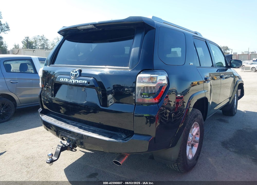 2018 TOYOTA 4RUNNER VIN: JTEBU5JR9J5552457
