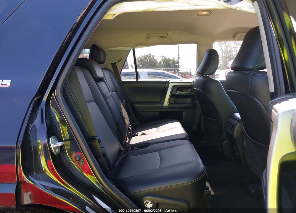 2018 TOYOTA 4RUNNER VIN: JTEBU5JR9J5552457