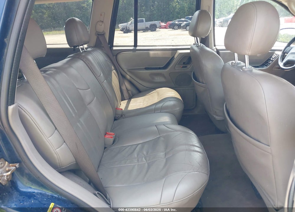 2002 JEEP GRAND CHEROKEE LAREDO VIN: 1J8GW48SX2C270339