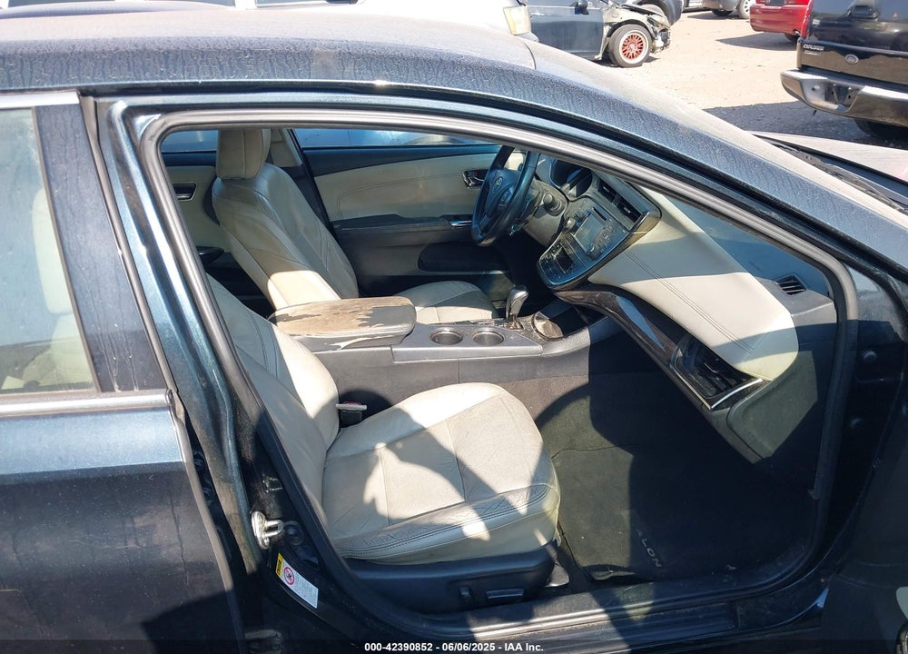 2015 TOYOTA AVALON XLE VIN: 4T1BK1EB9FU168185