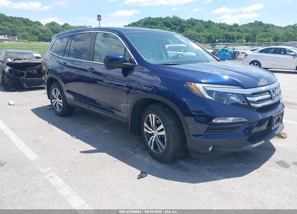 2018 HONDA PILOT EX VIN: 5FNYF6H35JB063021