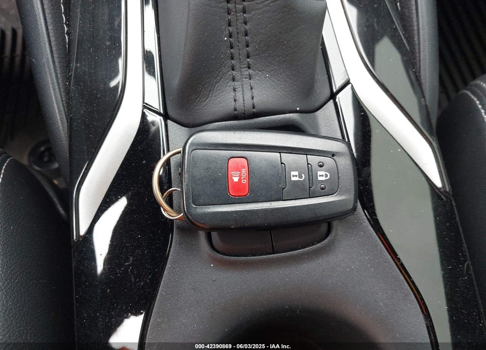 2021 TOYOTA COROLLA XSE VIN: JTNC4MBE9M3125080