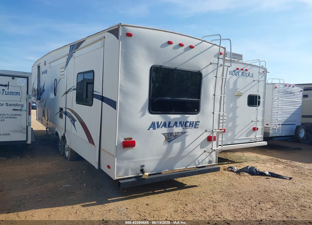 2012 KEYSTONE AVALANCHE VIN: 4YDF33026CE760328
