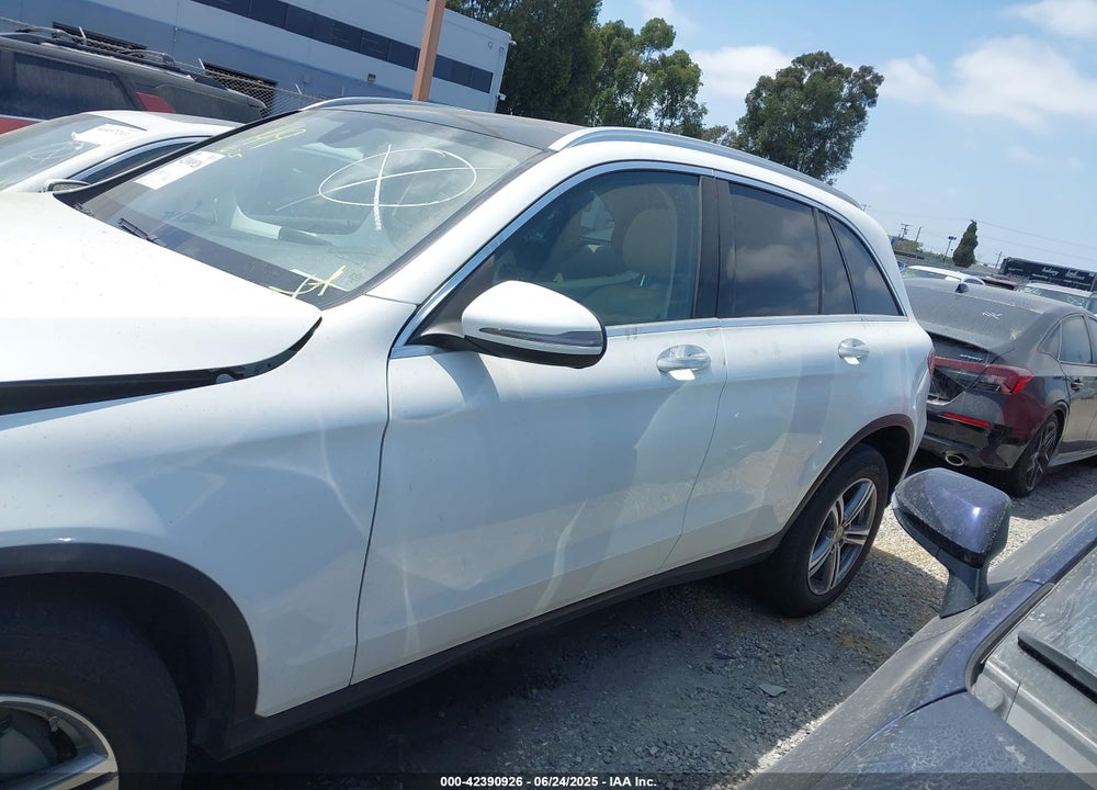 2021 MERCEDES-BENZ GLC 300 SUV VIN: W1N0G8DB6MF874838
