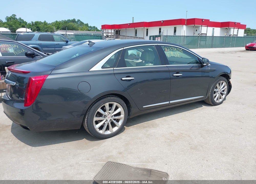 2013 CADILLAC XTS VIN: 2G61T5S38D9220243