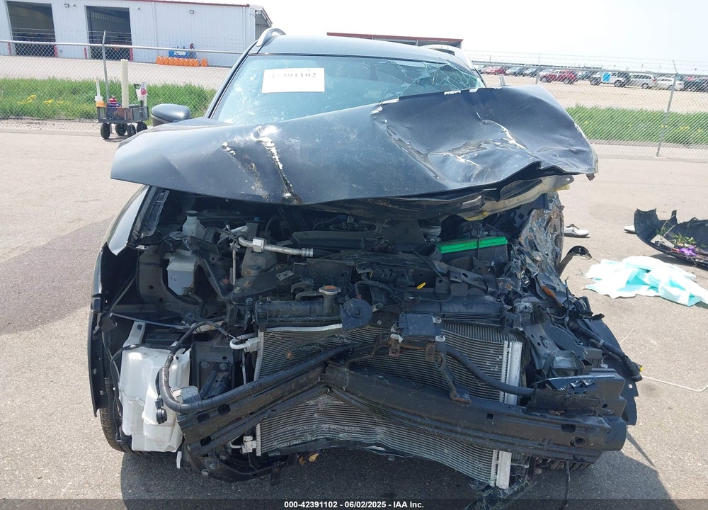 2018 NISSAN ROGUE VIN: JN8AT2MV4JW312368