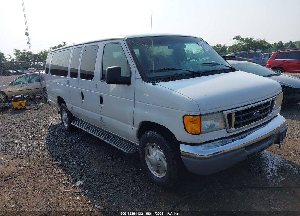 2004 FORD E-350 SUPER DUTY XL/XLT VIN: 1FBSS31L84HA63095