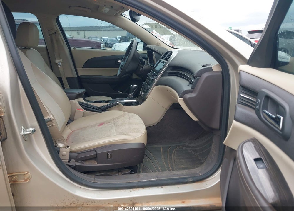 2014 CHEVROLET MALIBU VIN: 1G11C5SL0EF301851