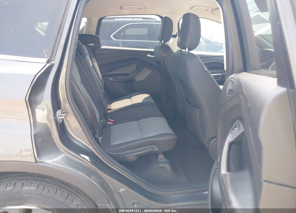 2018 FORD ESCAPE VIN: 1FMCU0GD1JUD23361