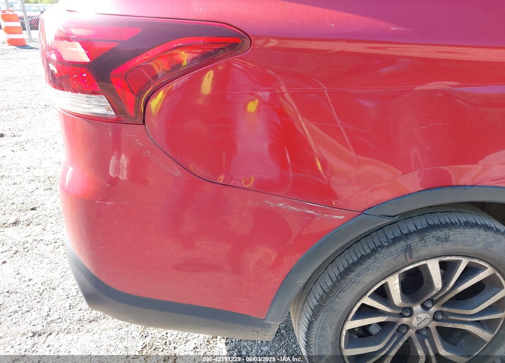 2018 MITSUBISHI OUTLANDER VIN: JA4AZ3A35JZ056835