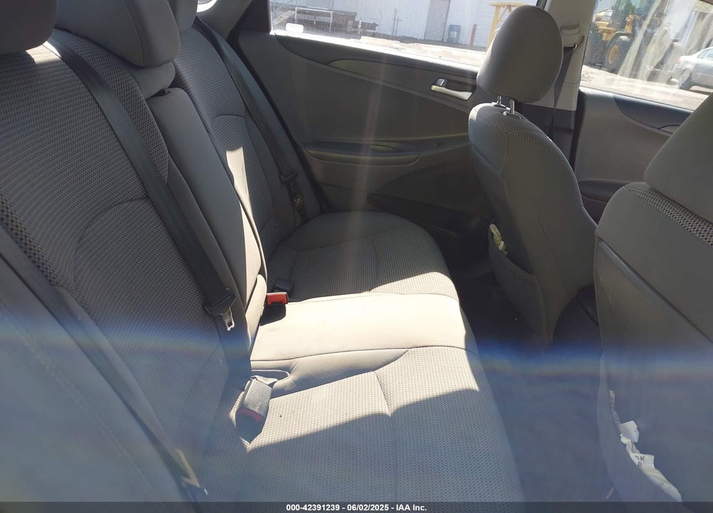 2012 HYUNDAI SONATA GLS VIN: 5NPEB4AC0CH427170