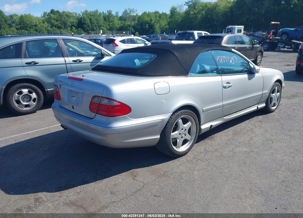 2002 MERCEDES-BENZ CLK 430 VIN: WDBLK70G12T129233