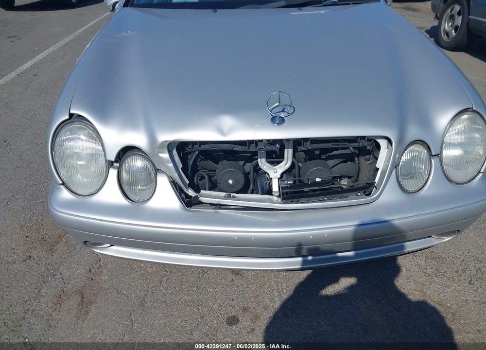 2002 MERCEDES-BENZ CLK 430 VIN: WDBLK70G12T129233