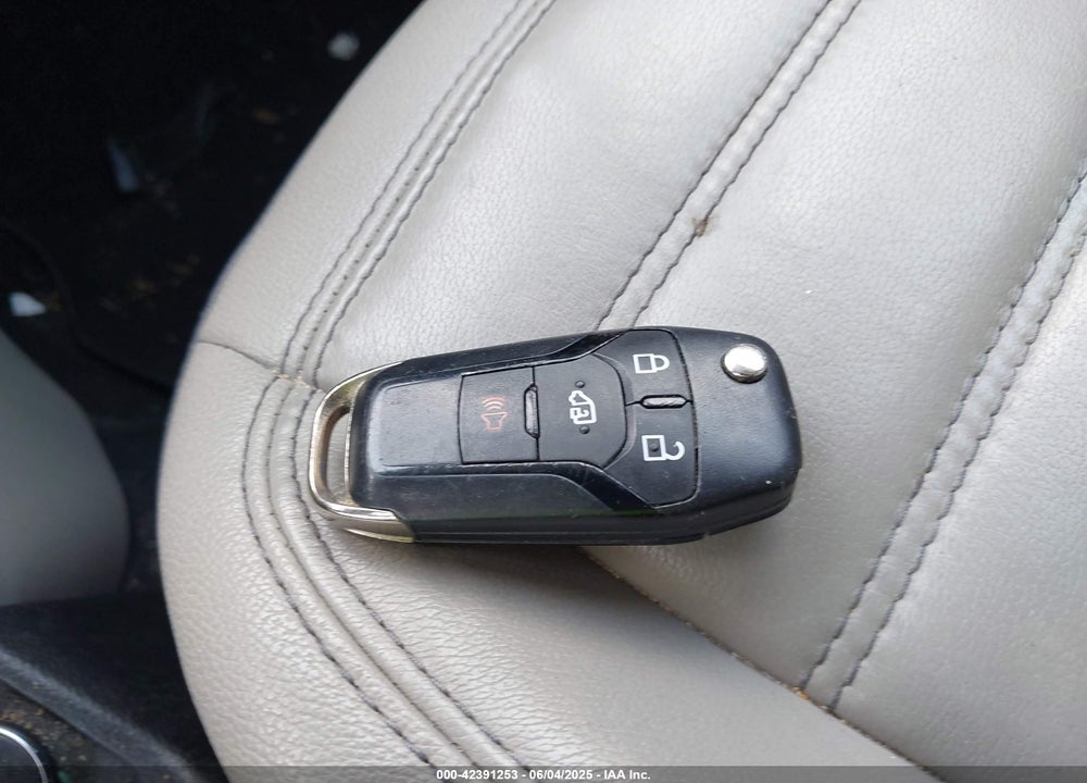 2019 FORD TRANSIT CONNECT XLT VIN: NM0GE9F22K1383933