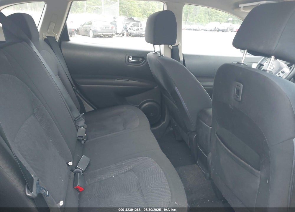 2014 NISSAN ROGUE VIN: JN8AS5MV0EW711322