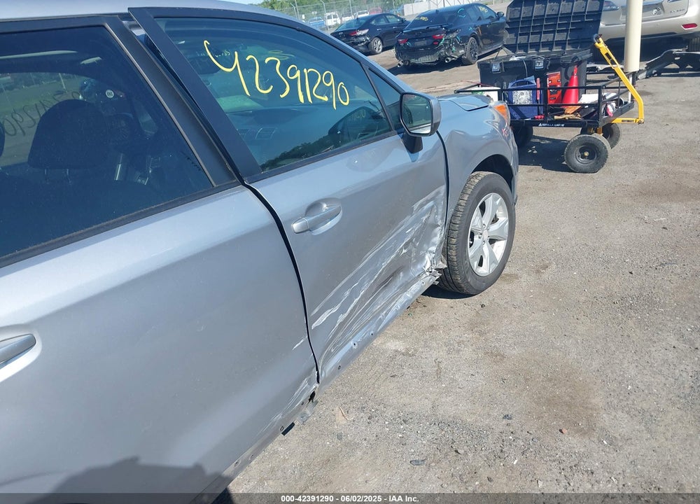 2016 SUBARU FORESTER 2.5I PREMIUM VIN: JF2SJADC6GH518501