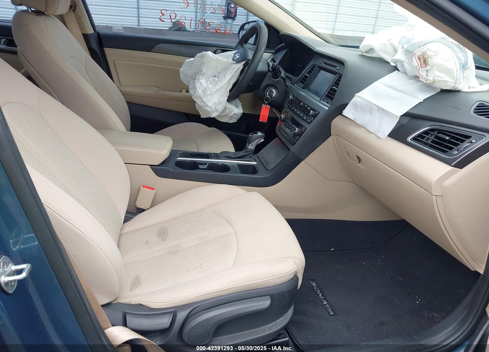2017 HYUNDAI SONATA VIN: 5NPE34AF1HH489126