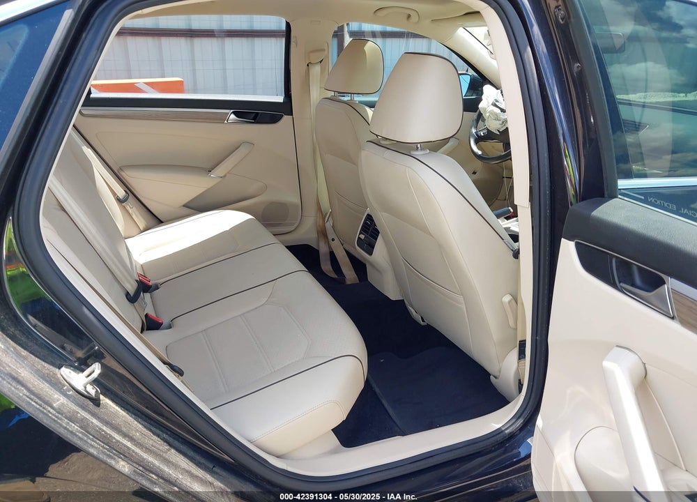 2018 VOLKSWAGEN PASSAT 2.0T SE VIN: 1VWBA7A34JC010051
