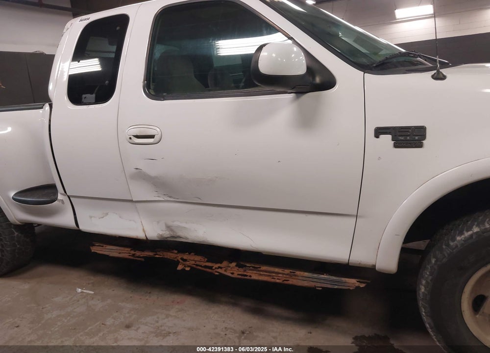 1998 FORD F-150 LARIAT/XL/XLT VIN: 2FTZX08W9WCA27422