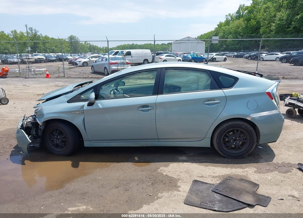 2015 TOYOTA PRIUS VIN: JTDKN3DU9F1960588